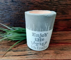 „Enjoy the little Things“ Teelichthalter